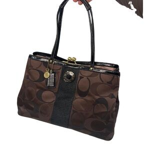 Coach Brown Black and Blush Pink Optic Kiss Lock Monogram Handbag Purse